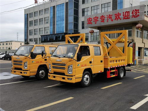 江鈴高速防撞緩沖車 功能、價格與配置詳解及與救護車的協(xié)同應用